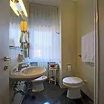 Hotel Cristallo 3*