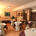 Hotel Cristallo 3*