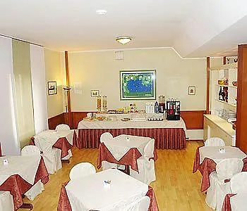 Hotell Cristallo 3*