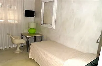 Cristallo Hotell 3*